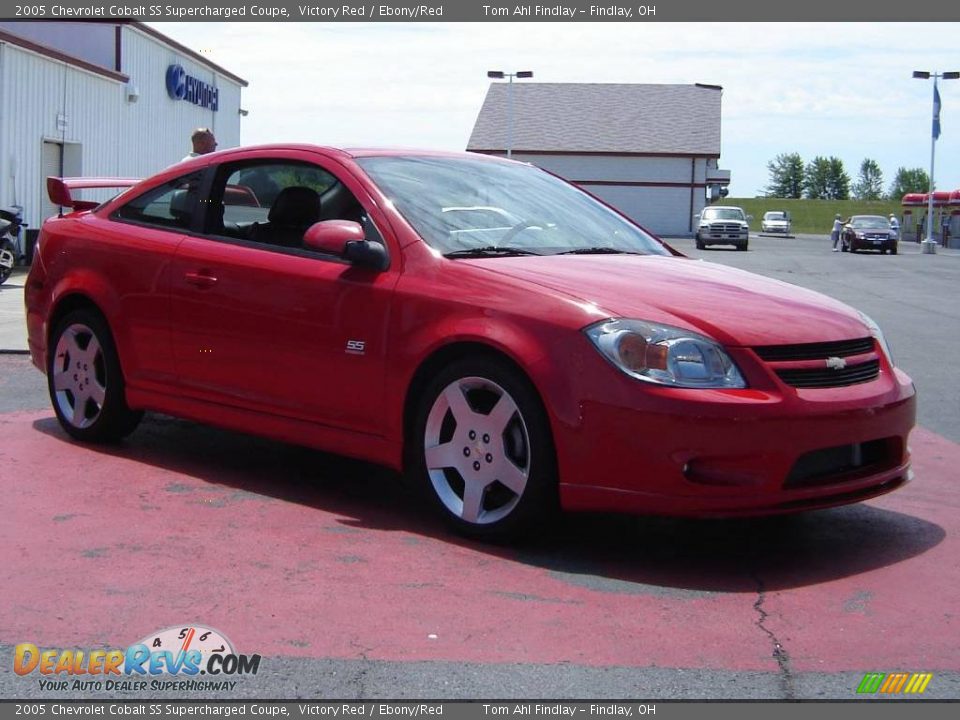 2005 Chevrolet Cobalt SS Supercharged Coupe Victory Red / Ebony/Red Photo #6