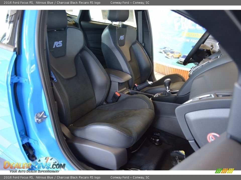 2016 Ford Focus RS Nitrous Blue / Charcoal Black Recaro RS logo Photo #28