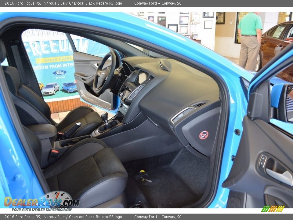 2016 Ford Focus RS Nitrous Blue / Charcoal Black Recaro RS logo Photo #29
