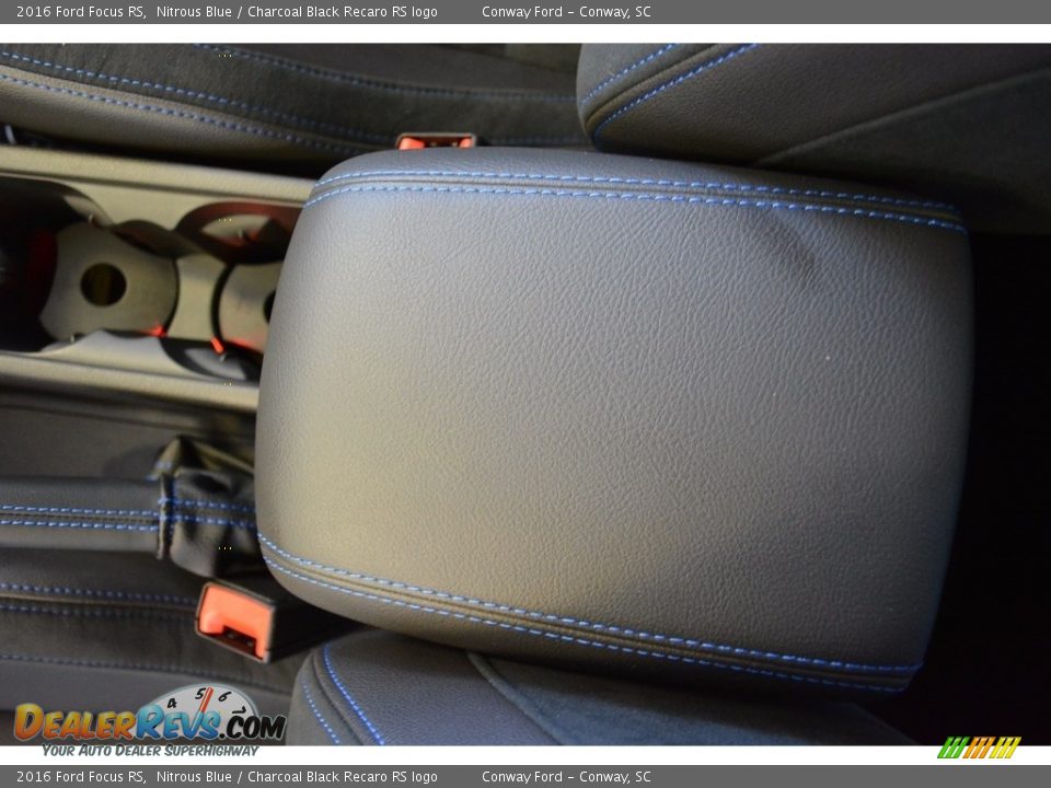 2016 Ford Focus RS Nitrous Blue / Charcoal Black Recaro RS logo Photo #32