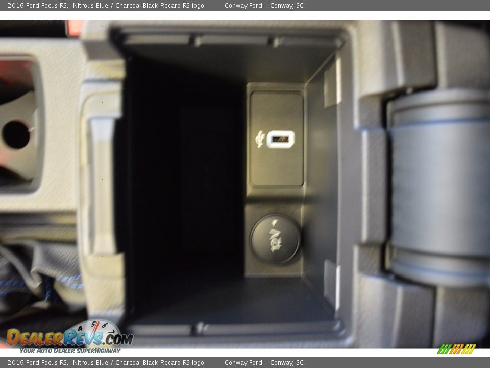 2016 Ford Focus RS Nitrous Blue / Charcoal Black Recaro RS logo Photo #34