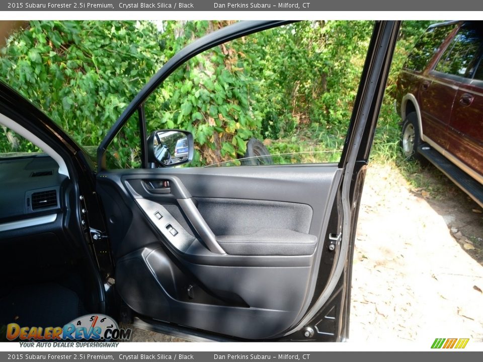 2015 Subaru Forester 2.5i Premium Crystal Black Silica / Black Photo #18