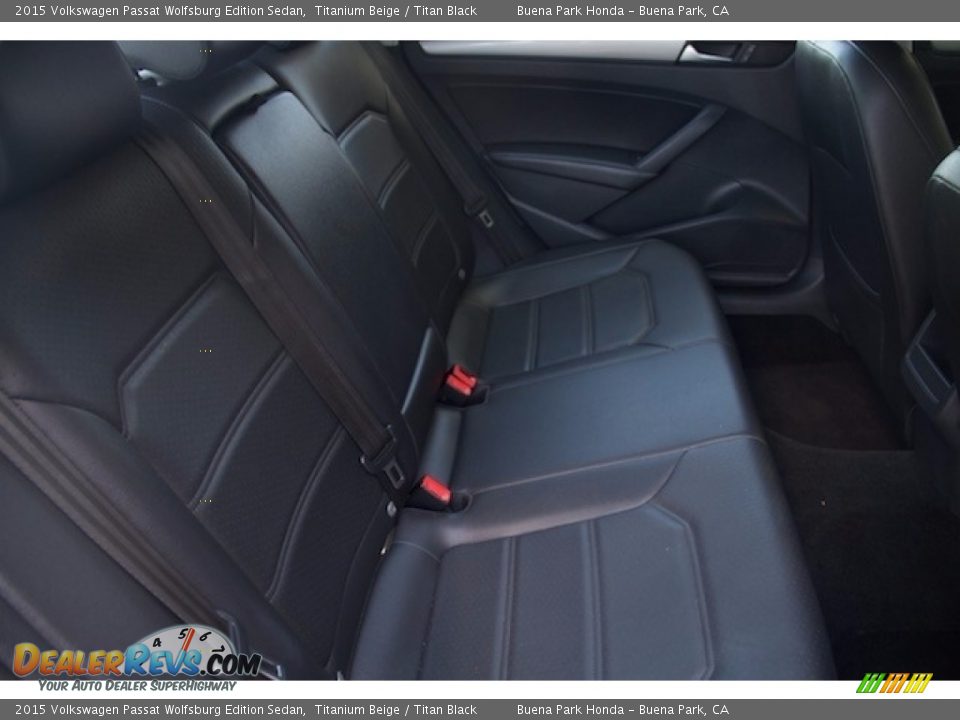 2015 Volkswagen Passat Wolfsburg Edition Sedan Titanium Beige / Titan Black Photo #14