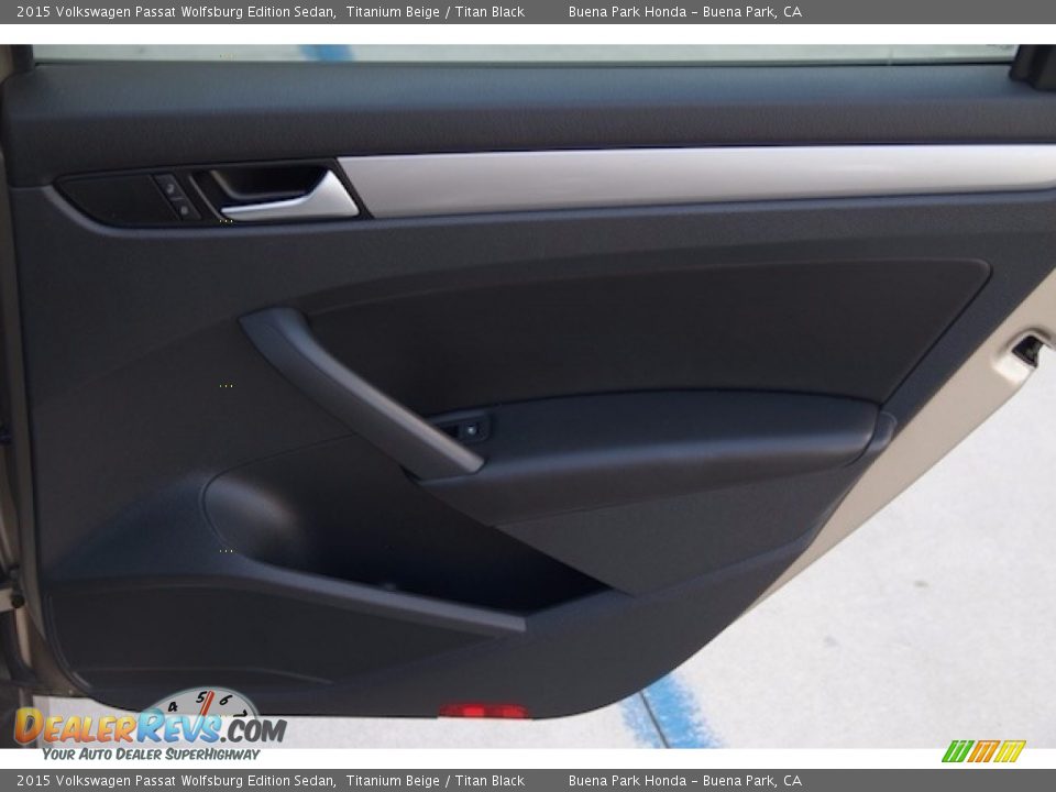 2015 Volkswagen Passat Wolfsburg Edition Sedan Titanium Beige / Titan Black Photo #21