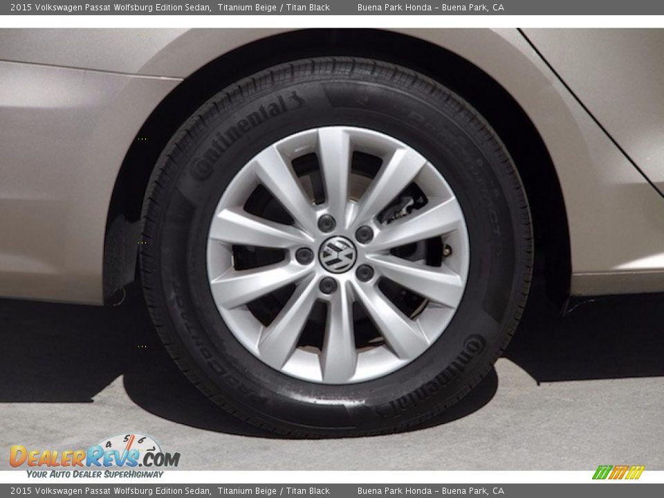 2015 Volkswagen Passat Wolfsburg Edition Sedan Titanium Beige / Titan Black Photo #24