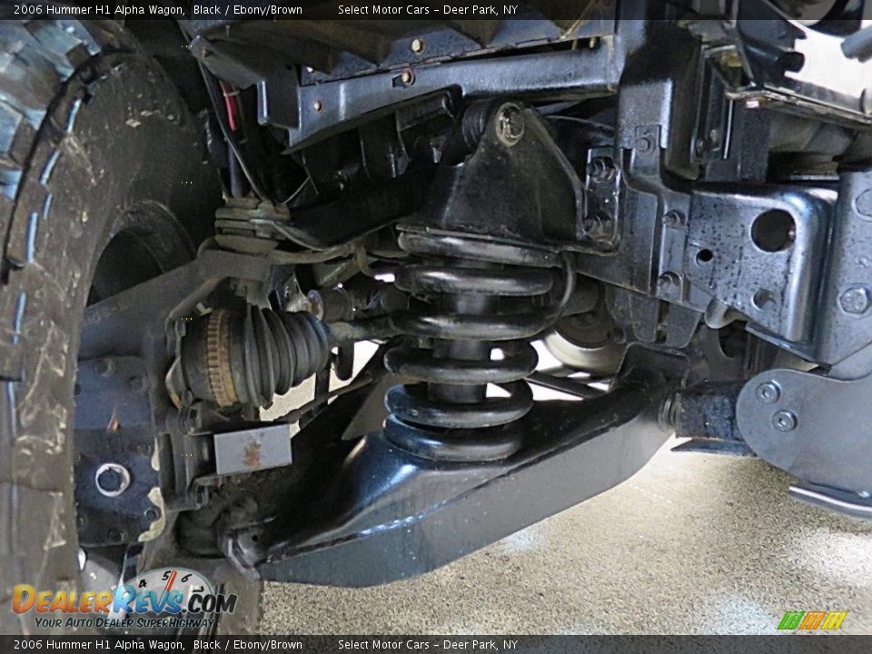 Undercarriage of 2006 Hummer H1 Alpha Wagon Photo #31