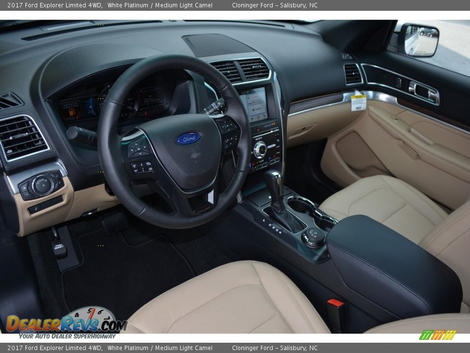Front Seat of 2017 Ford Explorer Limited 4WD Photo #8