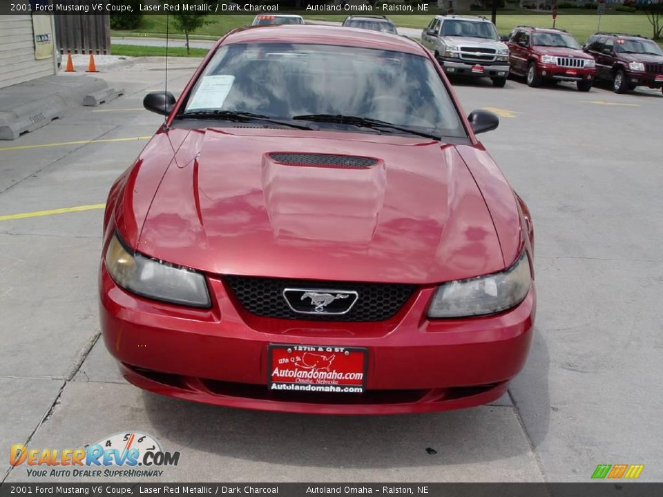 2001 Ford Mustang V6 Coupe Laser Red Metallic / Dark Charcoal Photo #4