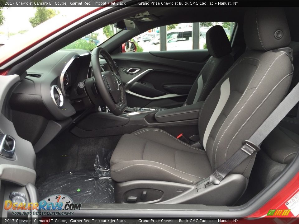 2017 Chevrolet Camaro LT Coupe Garnet Red Tintcoat / Jet Black Photo #9
