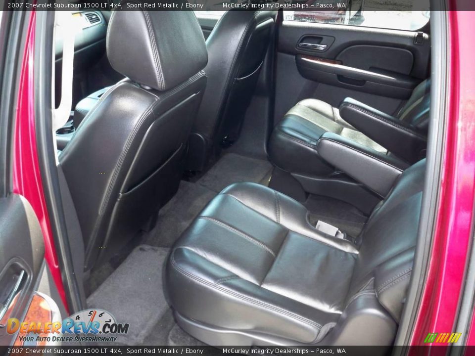 2007 Chevrolet Suburban 1500 LT 4x4 Sport Red Metallic / Ebony Photo #5