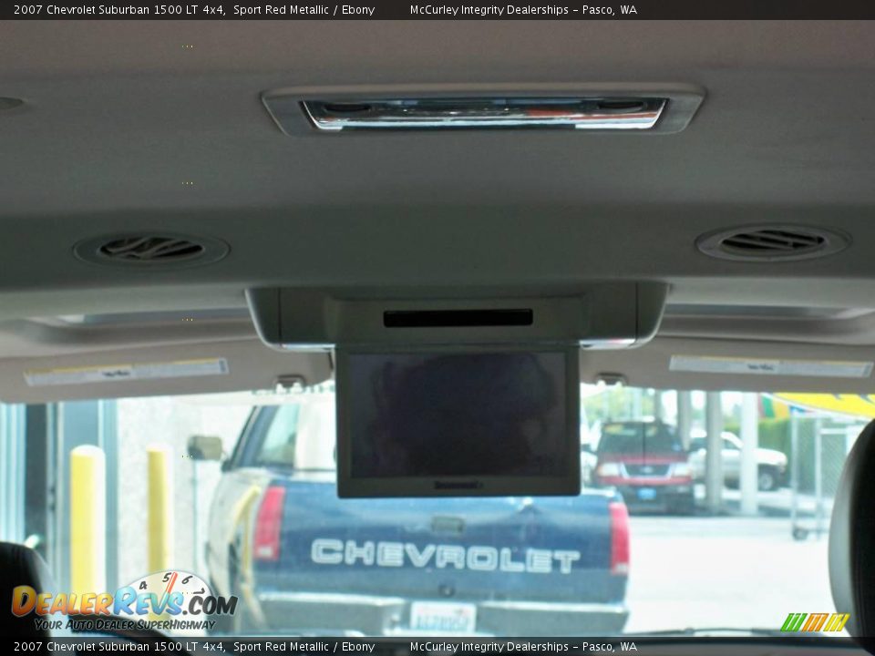 2007 Chevrolet Suburban 1500 LT 4x4 Sport Red Metallic / Ebony Photo #9