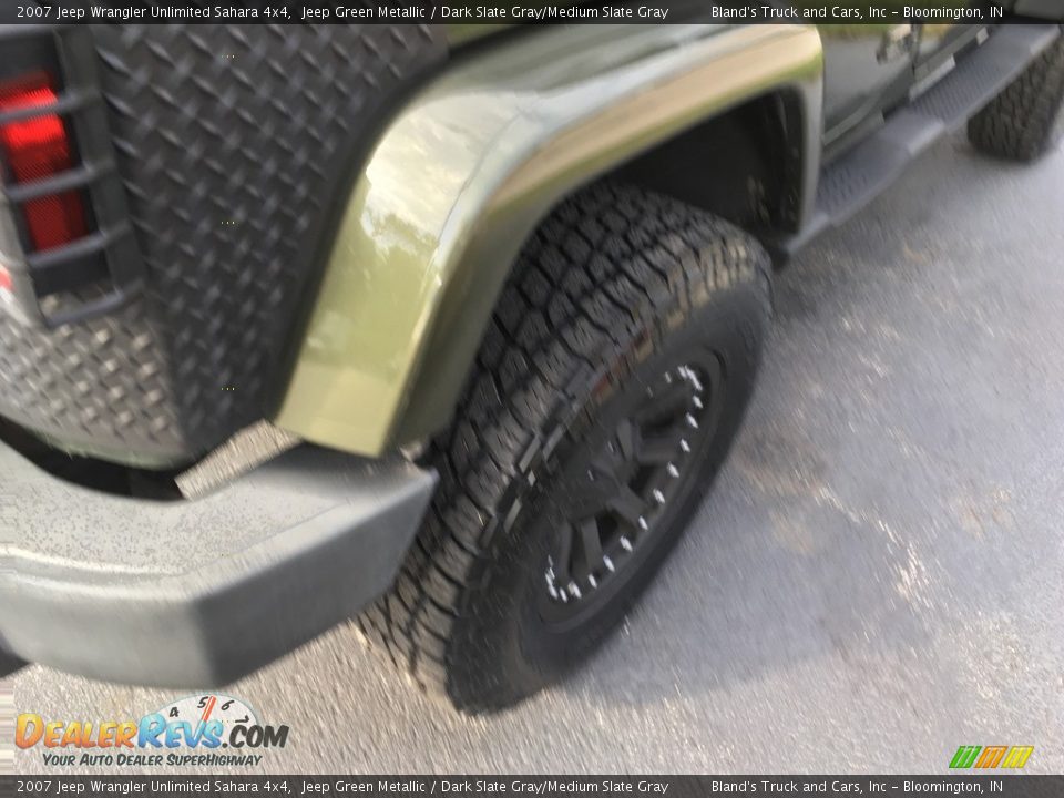 2007 Jeep Wrangler Unlimited Sahara 4x4 Jeep Green Metallic / Dark Slate Gray/Medium Slate Gray Photo #11