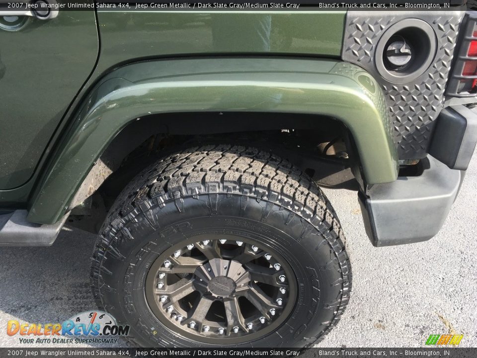 2007 Jeep Wrangler Unlimited Sahara 4x4 Jeep Green Metallic / Dark Slate Gray/Medium Slate Gray Photo #19