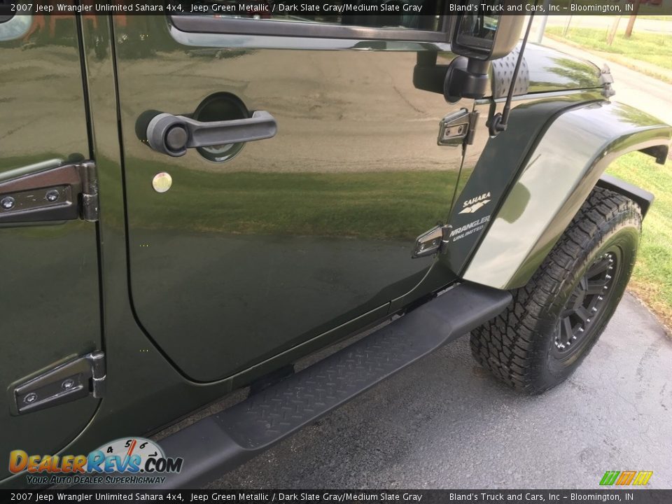 2007 Jeep Wrangler Unlimited Sahara 4x4 Jeep Green Metallic / Dark Slate Gray/Medium Slate Gray Photo #21