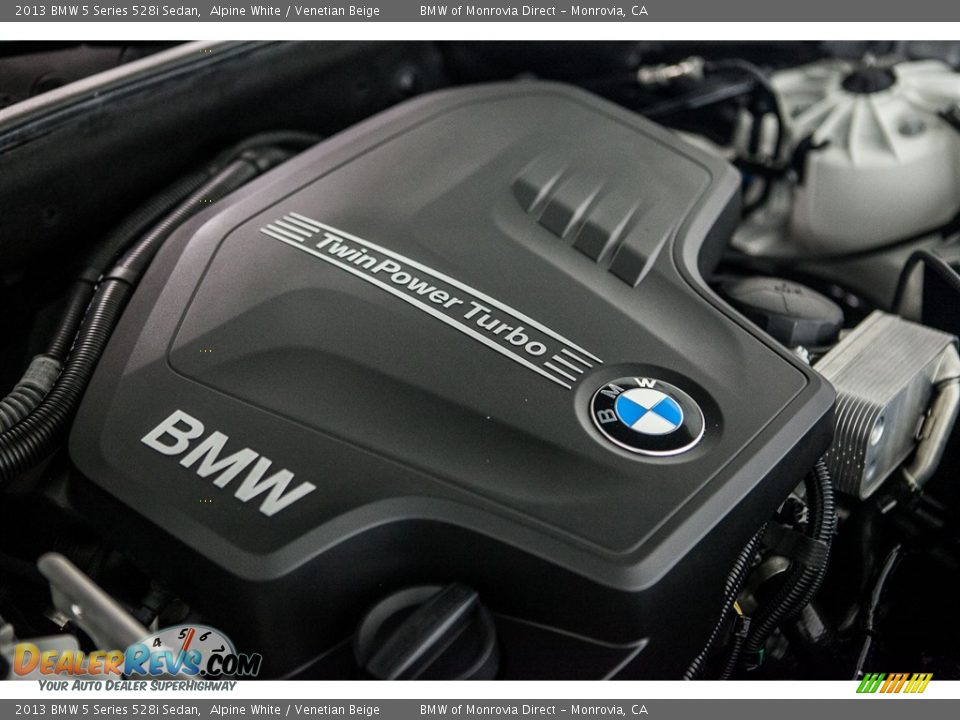 2013 BMW 5 Series 528i Sedan Alpine White / Venetian Beige Photo #26
