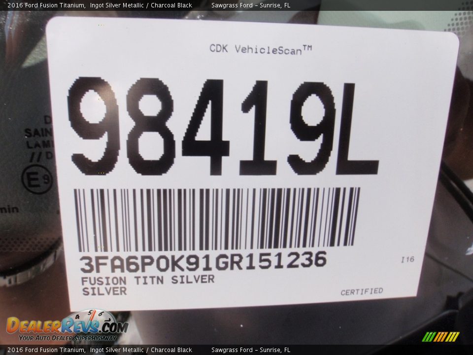 2016 Ford Fusion Titanium Ingot Silver Metallic / Charcoal Black Photo #33
