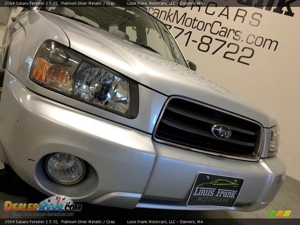 2004 Subaru Forester 2.5 XS Platinum Silver Metallic / Gray Photo #26