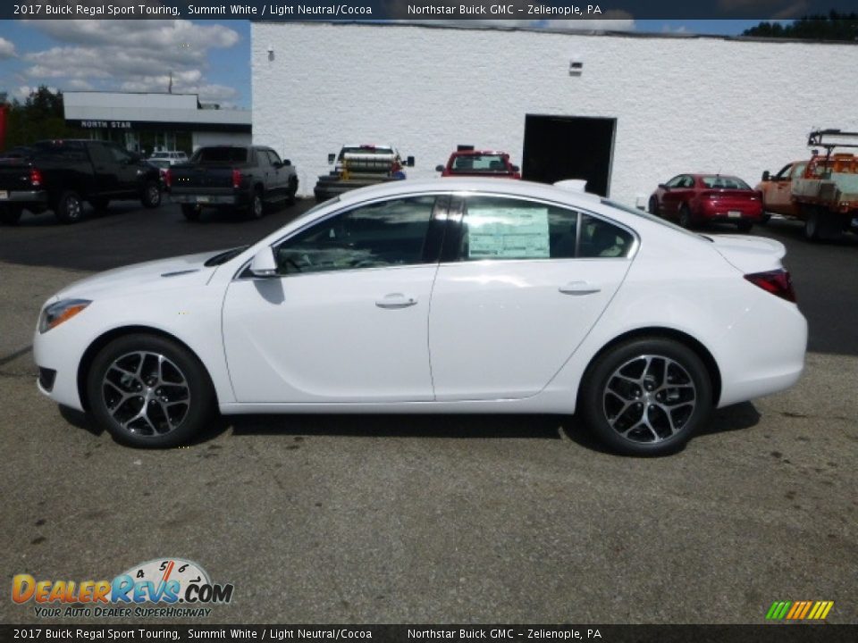 2017 Buick Regal Sport Touring Summit White / Light Neutral/Cocoa Photo #2