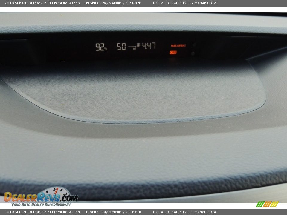 2010 Subaru Outback 2.5i Premium Wagon Graphite Gray Metallic / Off Black Photo #22