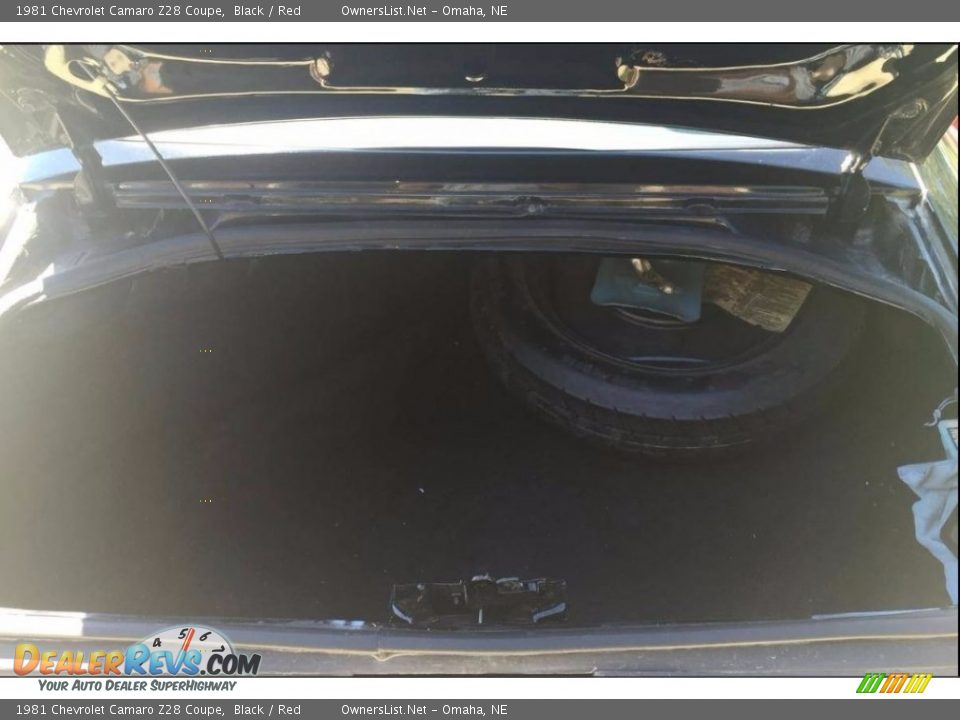 1981 Chevrolet Camaro Z28 Coupe Black / Red Photo #4