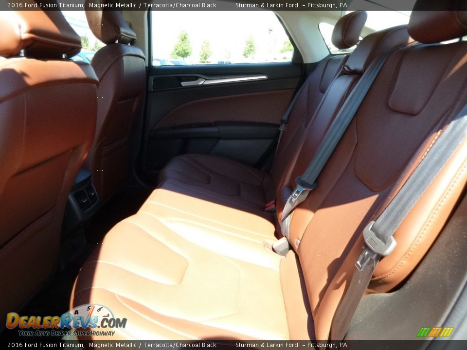 2016 Ford Fusion Titanium Magnetic Metallic / Terracotta/Charcoal Black Photo #8