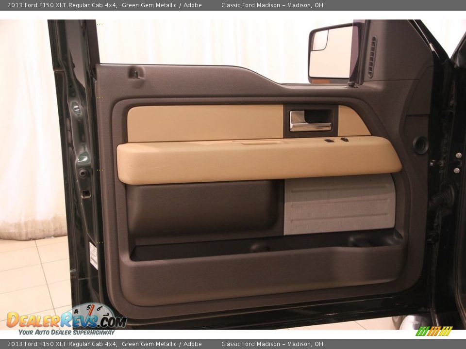 2013 Ford F150 XLT Regular Cab 4x4 Green Gem Metallic / Adobe Photo #4