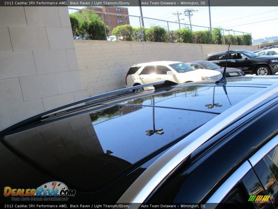 2013 Cadillac SRX Performance AWD Black Raven / Light Titanium/Ebony Photo #25