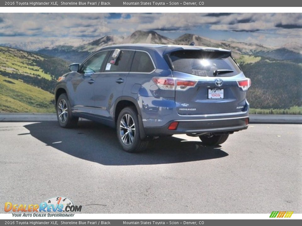 2016 Toyota Highlander XLE Shoreline Blue Pearl / Black Photo #3