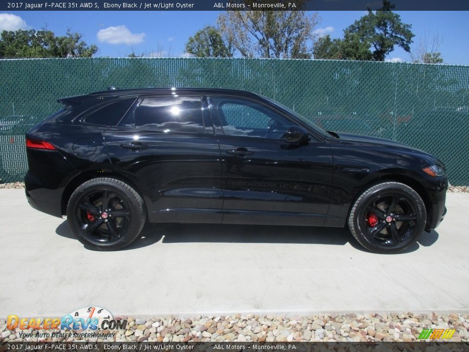 2017 Jaguar F-PACE 35t AWD S Ebony Black / Jet w/Light Oyster Photo #2