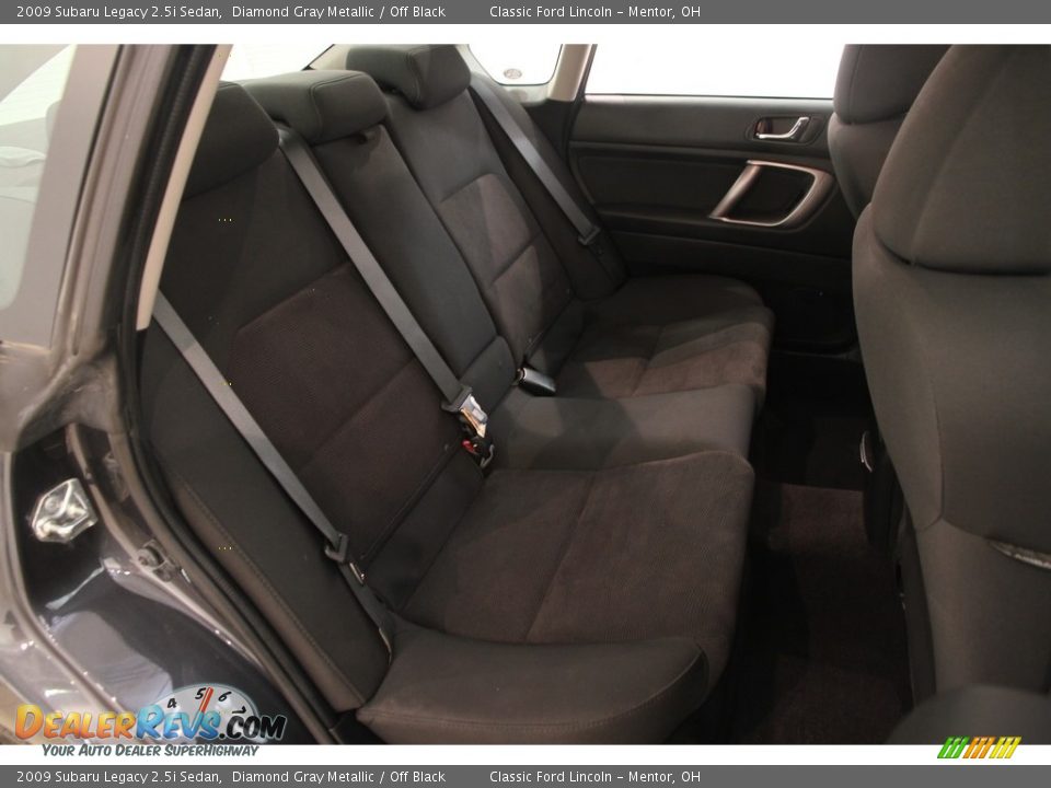 2009 Subaru Legacy 2.5i Sedan Diamond Gray Metallic / Off Black Photo #13