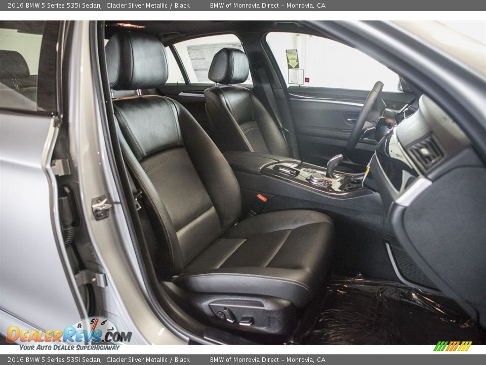 2016 BMW 5 Series 535i Sedan Glacier Silver Metallic / Black Photo #2