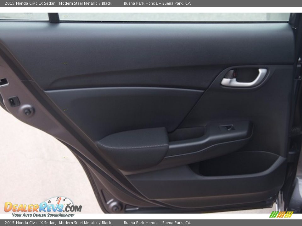 2015 Honda Civic LX Sedan Modern Steel Metallic / Black Photo #22