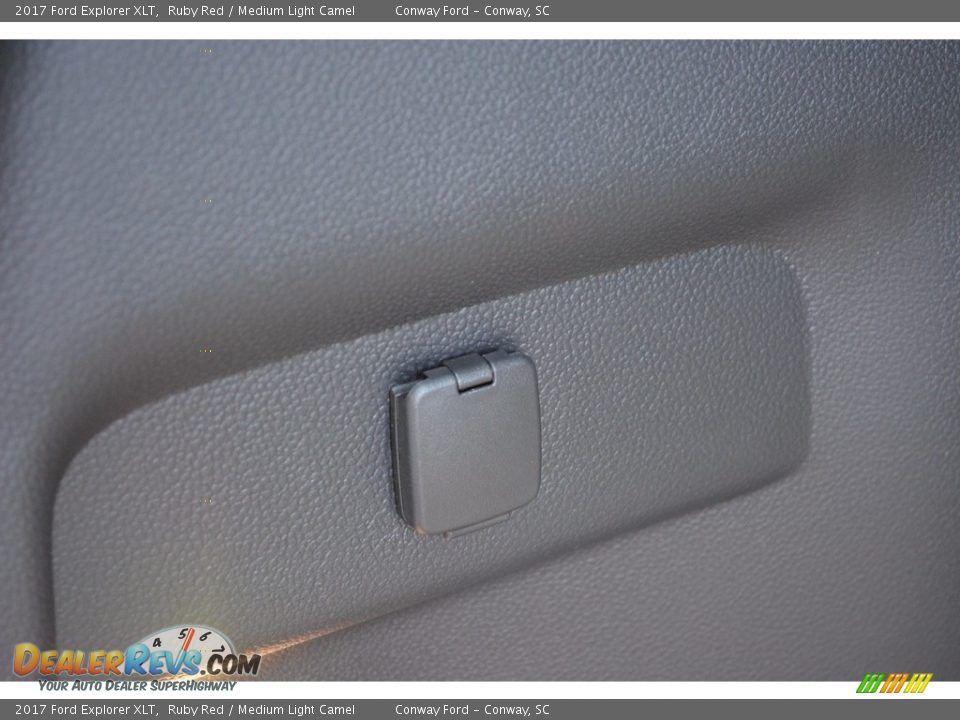 2017 Ford Explorer XLT Ruby Red / Medium Light Camel Photo #9