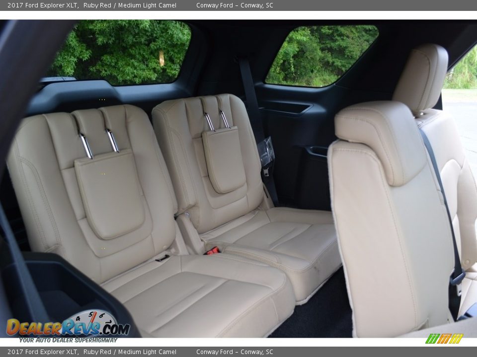 2017 Ford Explorer XLT Ruby Red / Medium Light Camel Photo #34