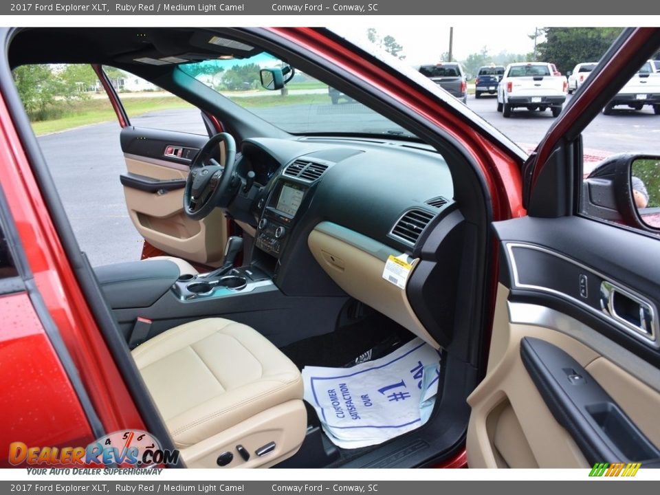 2017 Ford Explorer XLT Ruby Red / Medium Light Camel Photo #36