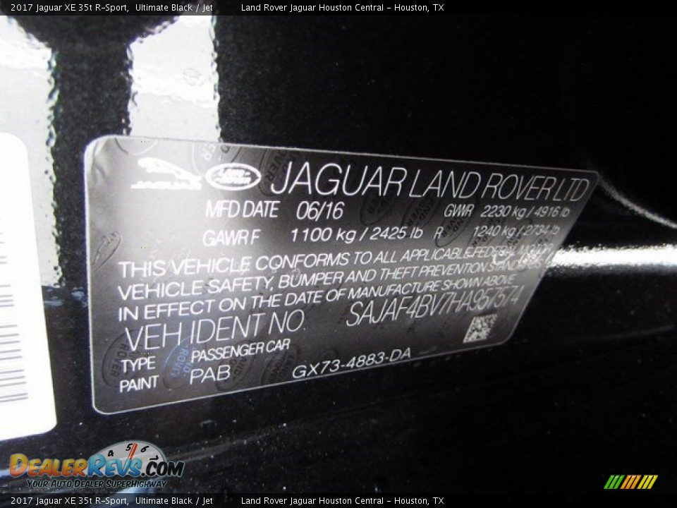 2017 Jaguar XE 35t R-Sport Ultimate Black / Jet Photo #18