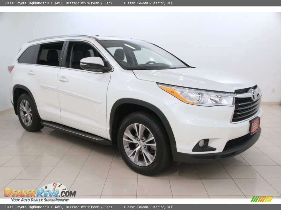 2014 Toyota Highlander XLE AWD Blizzard White Pearl / Black Photo #1