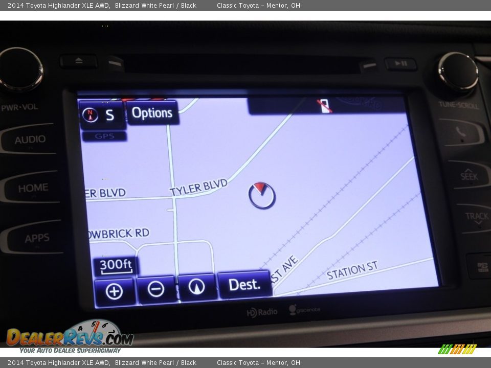 2014 Toyota Highlander XLE AWD Blizzard White Pearl / Black Photo #10