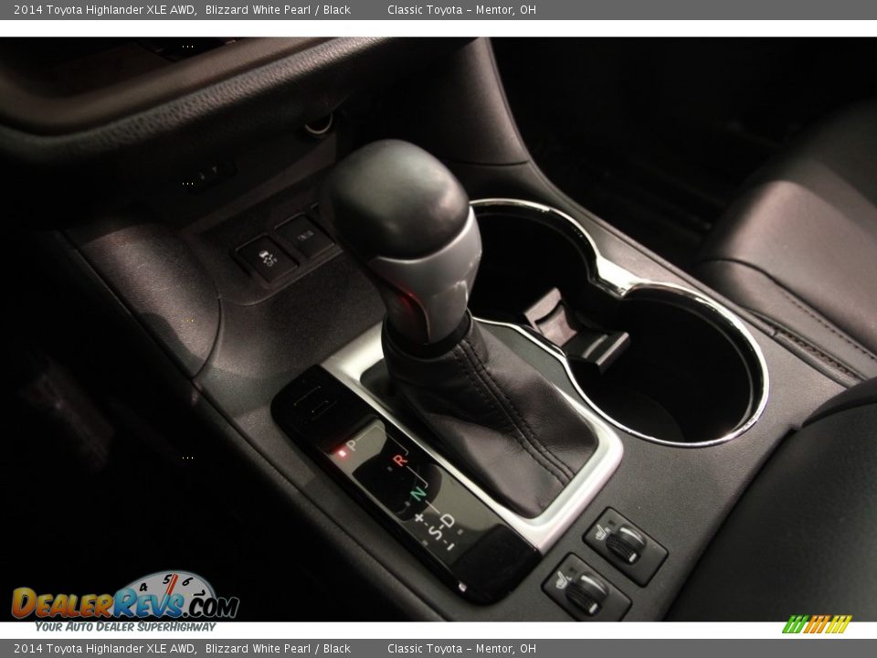 2014 Toyota Highlander XLE AWD Blizzard White Pearl / Black Photo #11
