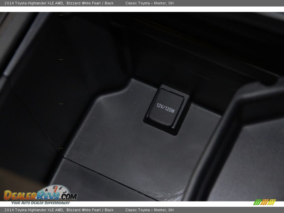 2014 Toyota Highlander XLE AWD Blizzard White Pearl / Black Photo #13