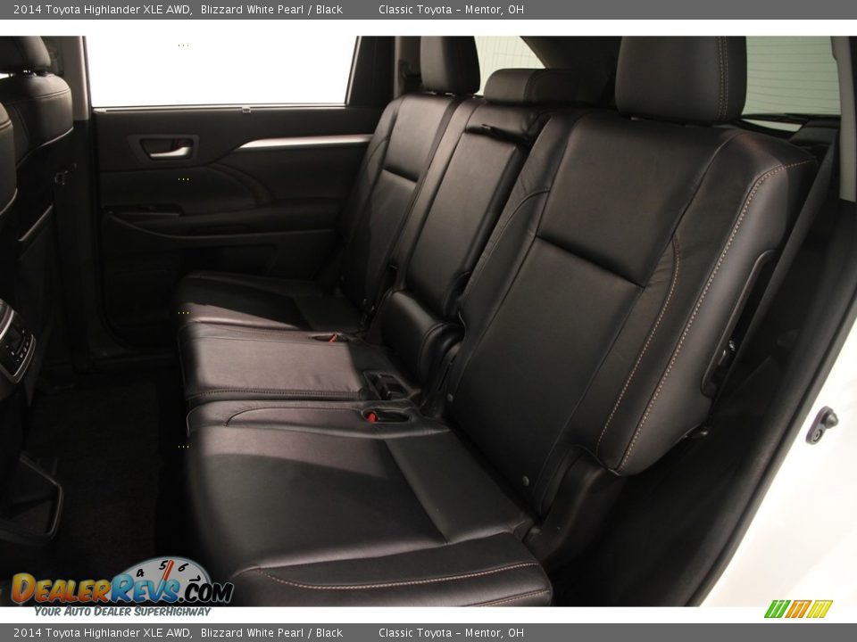 2014 Toyota Highlander XLE AWD Blizzard White Pearl / Black Photo #18