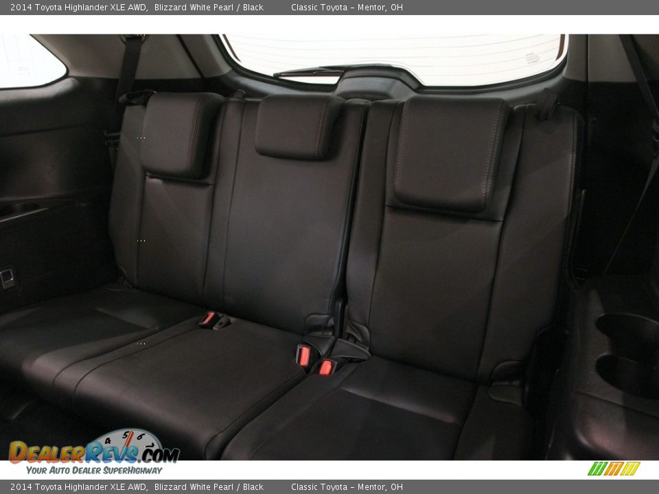 2014 Toyota Highlander XLE AWD Blizzard White Pearl / Black Photo #19