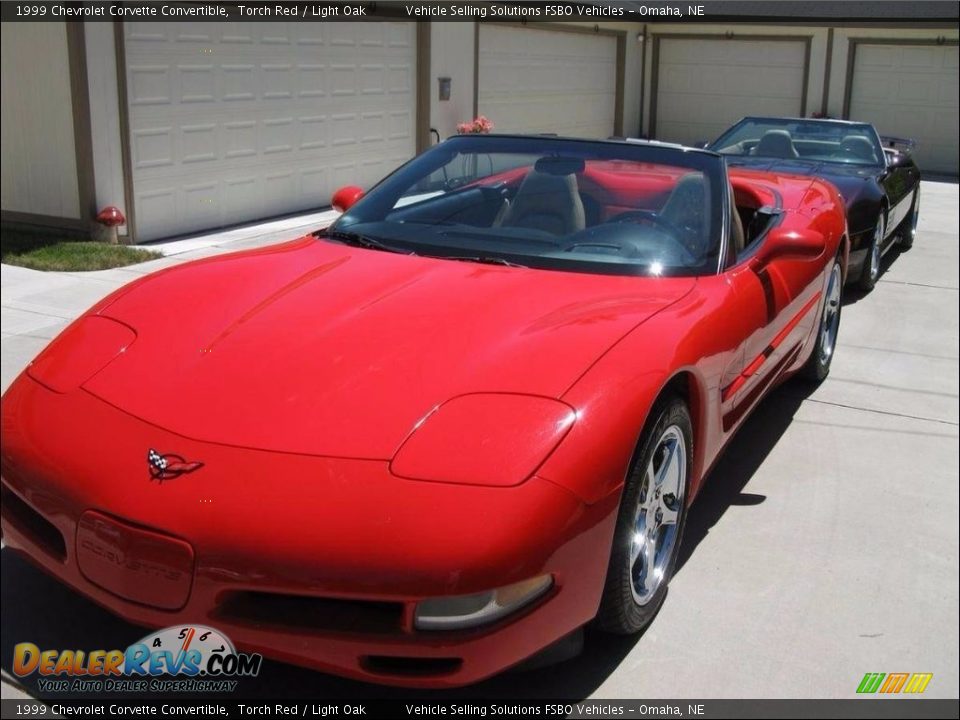 1999 Chevrolet Corvette Convertible Torch Red / Light Oak Photo #10