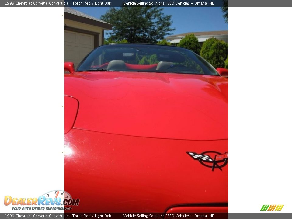 1999 Chevrolet Corvette Convertible Torch Red / Light Oak Photo #11