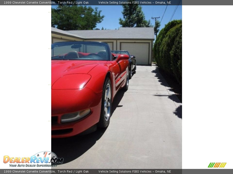 1999 Chevrolet Corvette Convertible Torch Red / Light Oak Photo #12