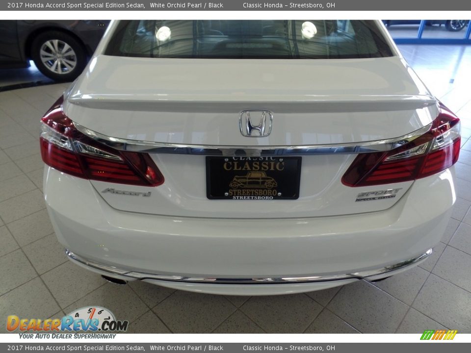 2017 Honda Accord Sport Special Edition Sedan White Orchid Pearl / Black Photo #4