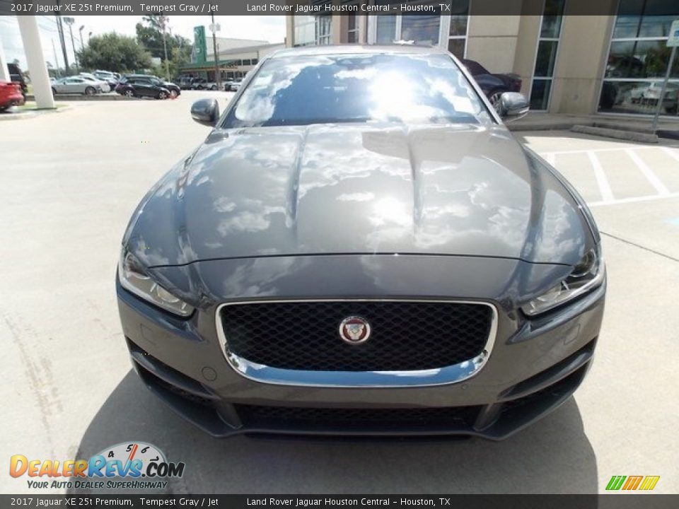 2017 Jaguar XE 25t Premium Tempest Gray / Jet Photo #12