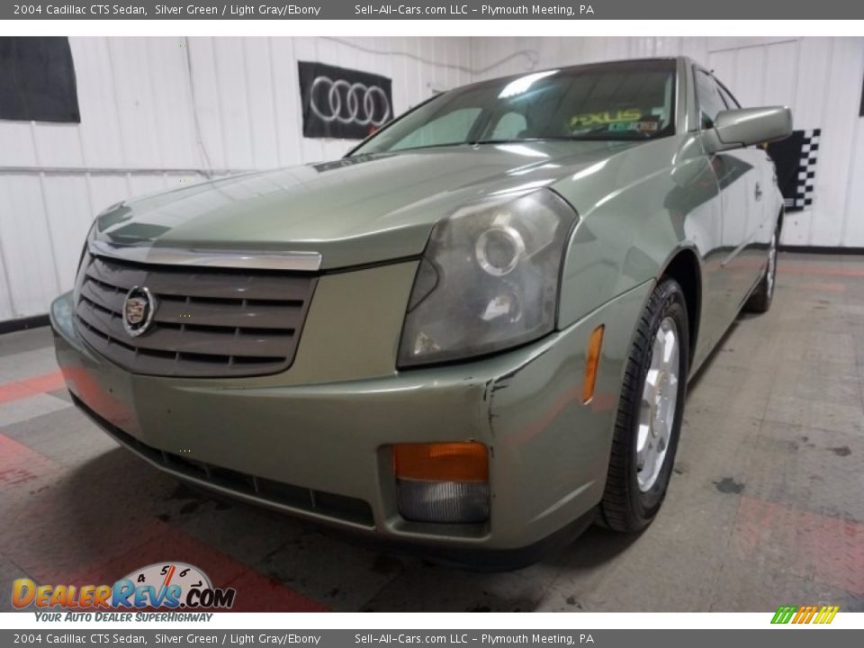 2004 Cadillac CTS Sedan Silver Green / Light Gray/Ebony Photo #3