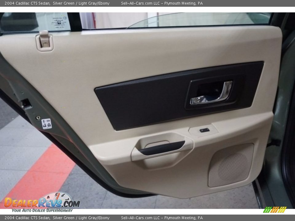 2004 Cadillac CTS Sedan Silver Green / Light Gray/Ebony Photo #15