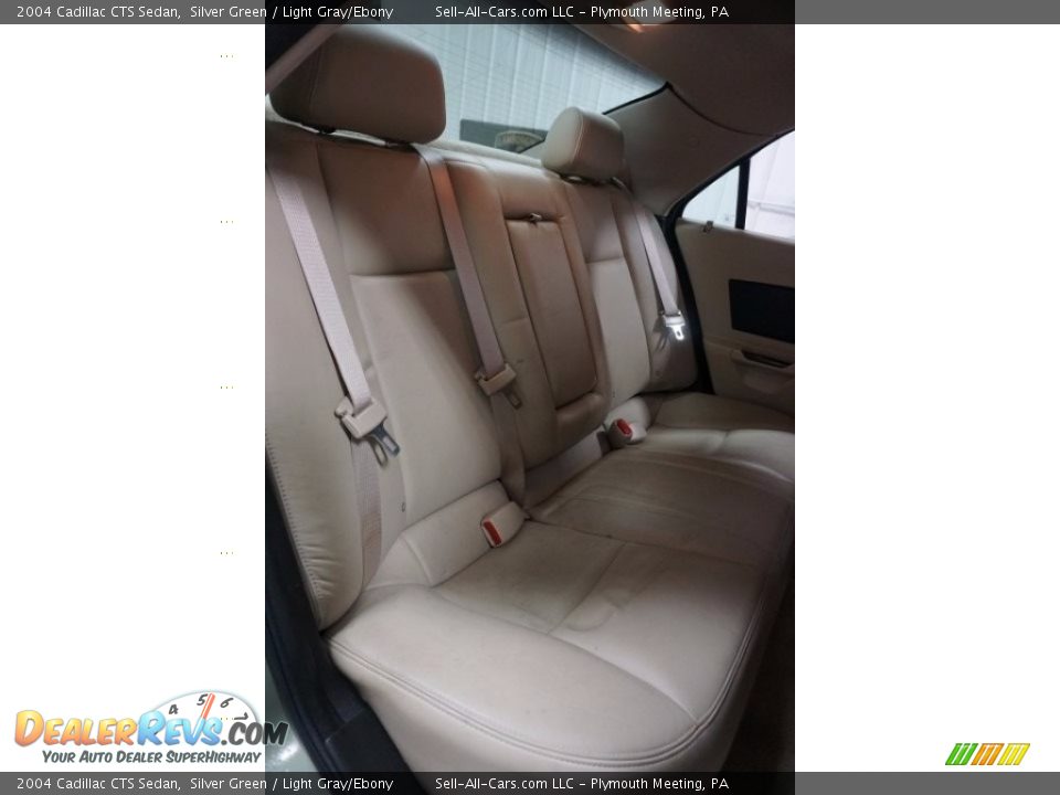 2004 Cadillac CTS Sedan Silver Green / Light Gray/Ebony Photo #19